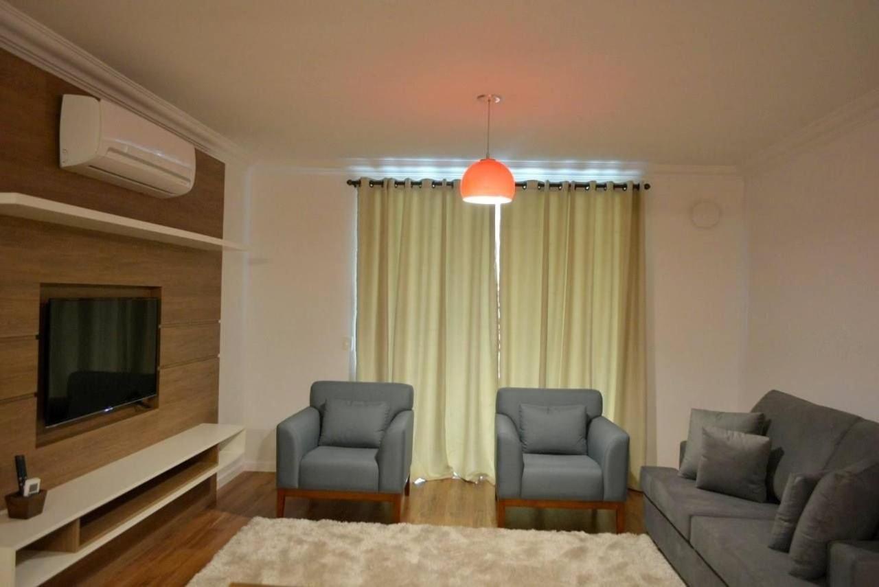 شقة Locar-In Gramado Residencial Garibaldi Centro المظهر الخارجي الصورة
